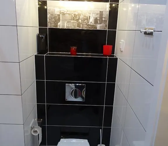 Metro Mlociny 아파트 *