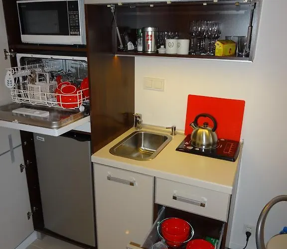 Metro Mlociny 아파트